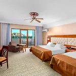 Bera Alanya 5* Konaklı
