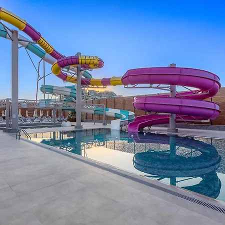 Ośrodek wypoczynkowy Bera Alanya 5*