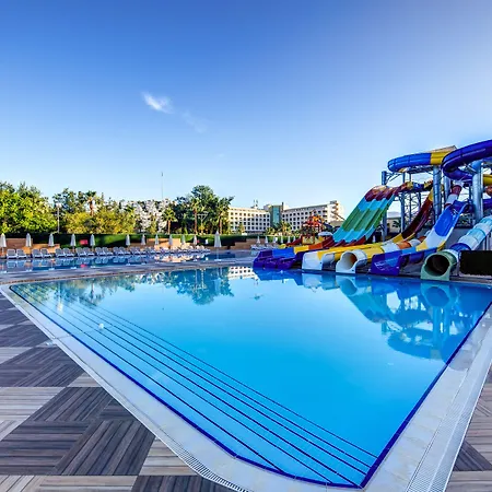 Ośrodek wypoczynkowy Bera Alanya 5*
