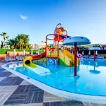 度假村 Bera Alanya 5*