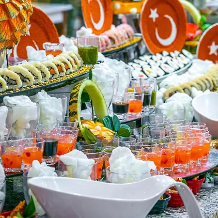 Bera Alanya אתר נופש 5*