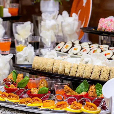 Bera Alanya אתר נופש 5*