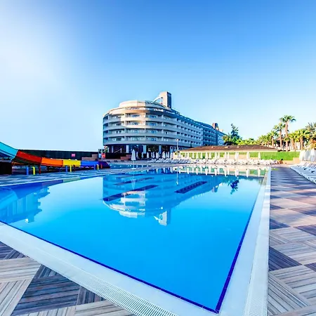 אתר נופש Bera Alanya קונאקלי