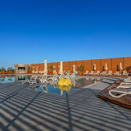 Bera Alanya 5* קונאקלי