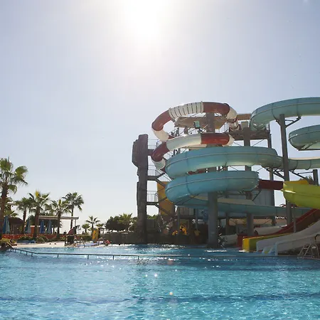 אתר נופש Bera Alanya קונאקלי