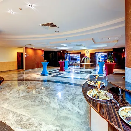 Bera Alanya 5*